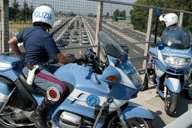 POLIZIA STRADALE: 3 DENUNCIATI PER PATENTI FALSE