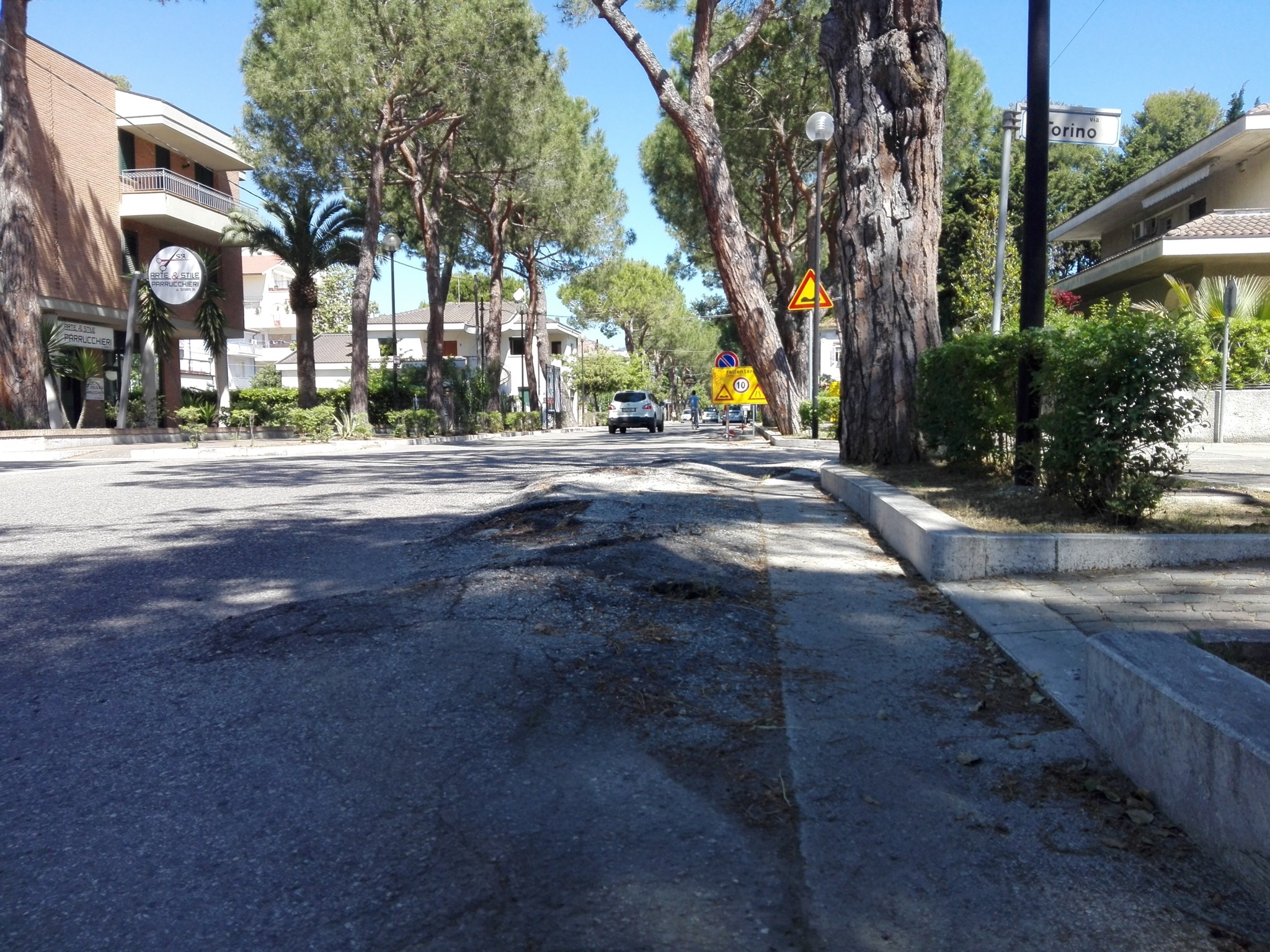 Viale Orsini. Entro fine mese l’ultimazione dei lavori e ai primi di agosto l’asfaltatura dell’intero tratto.