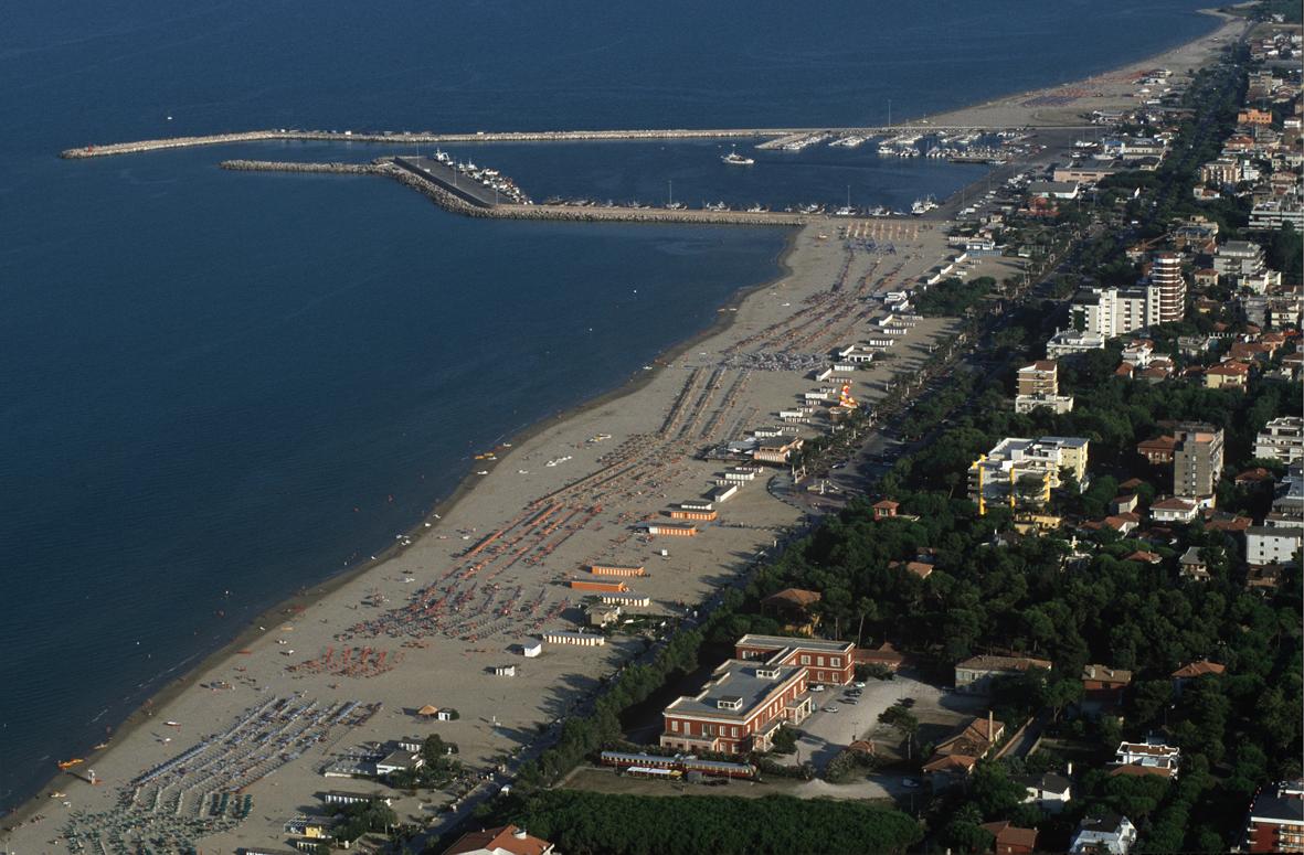 GIULIANOVA – Spiaggia libera con accesso anche agli animali d’affezione: pubblicato il bando per l’affidamento e la gestione temporanea.