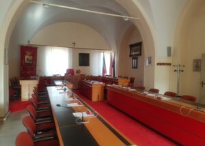 Giulianova, il problema dei pini in Consilgio Comunale lunedì